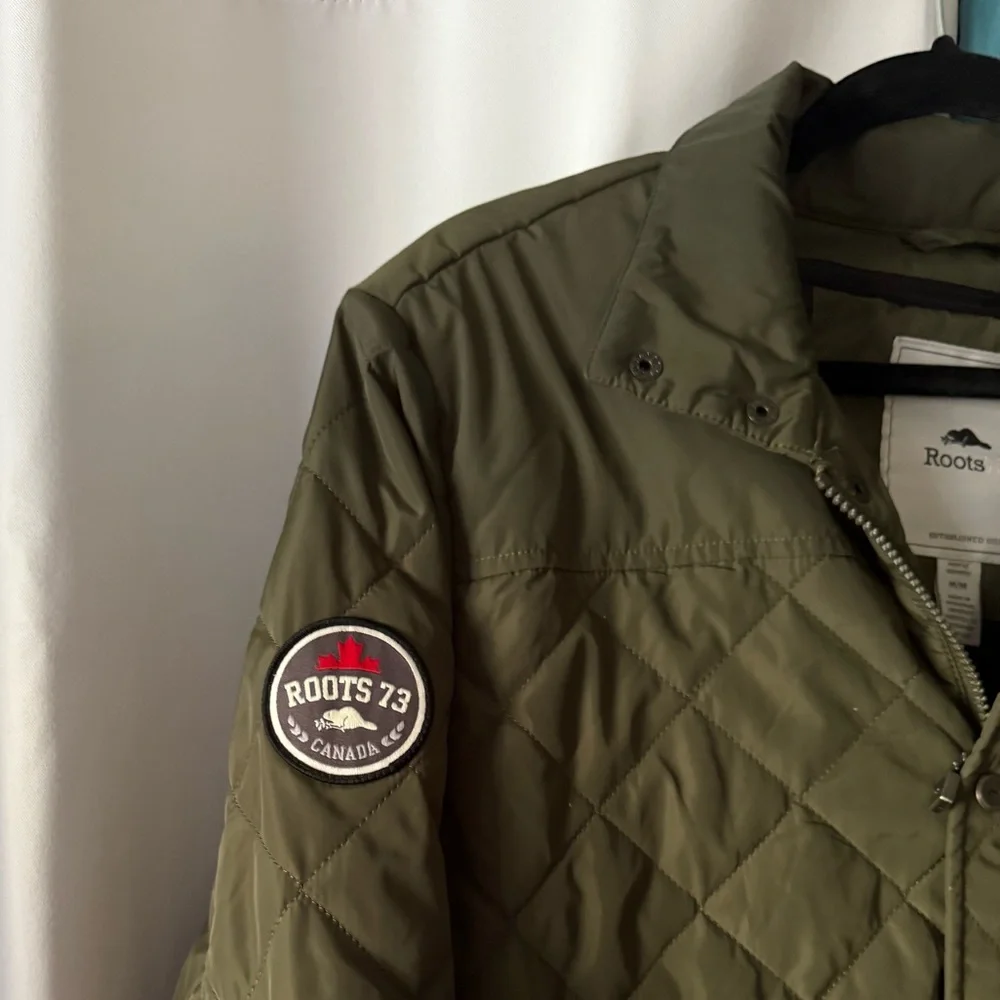 American Horror Story: Apocalypse Roots 73 Green Quilted Jacket Winter Warm Rare - Picture 4 of 6